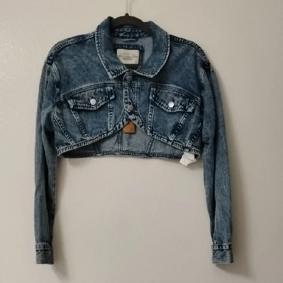 Ashley-Vintage Charm Acid Wash Denim Jacket - Blue - Picture 10 of 14